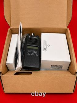 MOTOROLA Two-Way Radio CP185 435-480M 4W 16CH BLACK New MOTOROLA Two-Way Radio CP185 435-480M 4W 16CH BLACK New