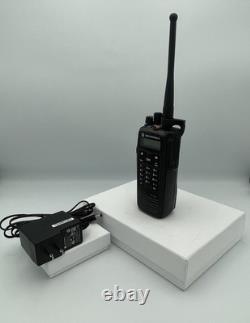 MOTOROLA XPR6550, UHF, 4W, 1000 CH, DIGITAL, New Bat, Ant, Chg, Special