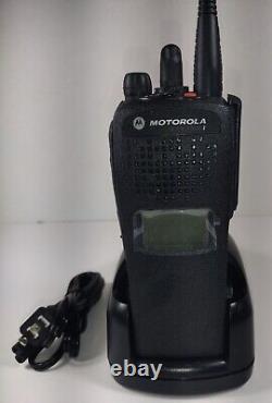 MOTOROLA XTS2500 1.5 UHF 380-470 MHz P25 DIGITAL TWO WAY Radio H46QDD9PW5BN ADP