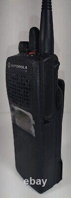 MOTOROLA XTS2500 1.5 UHF 450-520 MHz P25 DIGITAL Two Way Radio H46SDD9PW5BN ADP