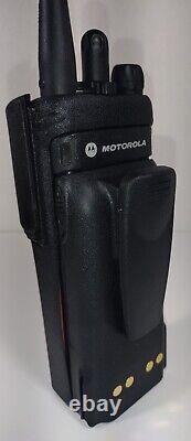 MOTOROLA XTS2500 1.5 UHF 450-520 MHz P25 DIGITAL Two Way Radio H46SDD9PW5BN ADP