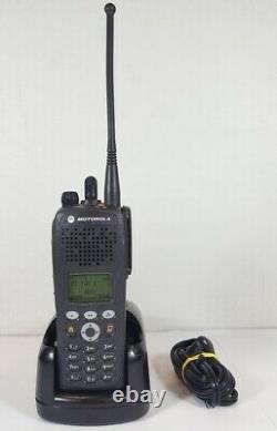 MOTOROLA XTS2500 III UHF 380-470 MHz P25 Digital Two-Way Radio H46QDH9PW7BN XTS