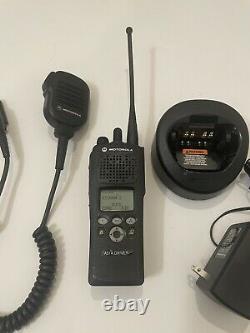 MOTOROLA XTS2500 UHF 700-800 MHz Military Police Fire EMS Digital Two-Way Radio