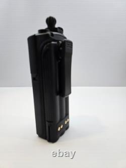 MOTOROLA XTS5000 III VHF AES-256 P25 Digital two way Radio H18KEH9PW7AN OEM case