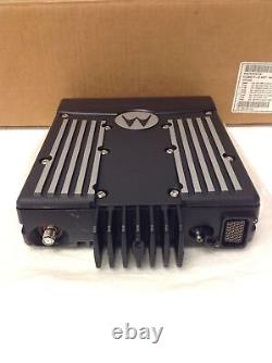 MOTOROLA XTl5000 M20URS9PW1AN Digital Mobile Radio withAntenna/Speaker/Mic/Bracket