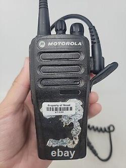 Motorola 16Ch Radio AAH01QDC9JA2AN Two Way Radio With shoulder Mic PMMN4013A