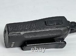Motorola AAH50RDC9AA2AN CP200 UHF Digital Two-Way Radio 438-470 16 Ch 4W IP54