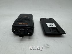 Motorola AAH84KDJ8AA1AN Mag One BPR40 4 Watt UHF Two Way Radio 450-470 MHz New