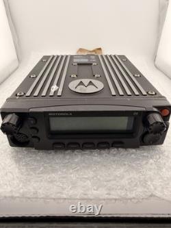 Motorola APX6500 700/ 800 MHz Two Way Radio M25URS9PW1AN O5 Control Head