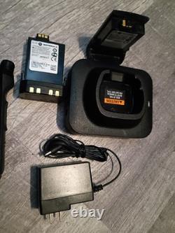 Motorola APX8000 H91TGD9PW7AN P25 Model 3.5 VHF UHF 700
