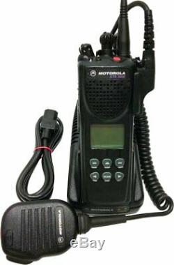 Motorola XTS 3000 H09UCF9PW7BN 800MHz Two Way Radio 