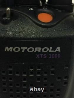 Motorola ASTRO XTS 3000 800Mhz Radio 16 Channels Two-Way Model H09UCF9PW7BN