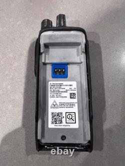 Motorola Aah11ydc9ja2an Uhf 400-480mhz Ip55 Mototrbo R2 Portable Two-way Radio