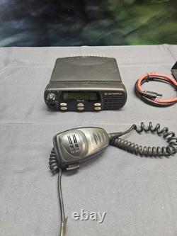 Motorola CDM1250 136-174 MHz VHF 45 Watt Two Way Radio w Mic AAM25KKD9AA2AN