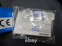 Motorola CDM1250 136-174 MHz VHF 45 Watt Two Way Radio w NEW Mic AAM25KKD9AA2AN