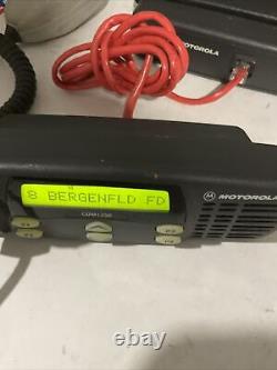 Motorola CDM1250 136-174 MHz VHF 45w Remote Head Two Way Radio AAM25KKD9AA2AN
