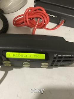 Motorola CDM1250 136-174 MHz VHF 45w Remote Head Two Way Radio AAM25KKD9AA2AN