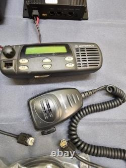Motorola CDM1250 42-50 MHz Low Band 60w DUAL Remote Head Two Way Radio w Mics