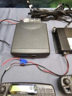 Motorola CDM1250 42-50 MHz Low Band 60w DUAL Remote Head Two Way Radio w Mics