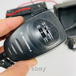 Motorola CDM1250 Two-Way Radio AAM25KHD9AA2AN AAM25KHD9AA2AN with Microphone, 2 Pc