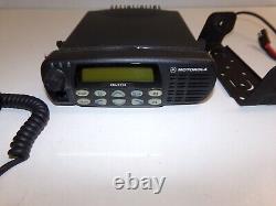 Motorola CDM1550 42-50 MHz Low Band Two Way Radio w Mic & Bracket AAM25DKF9AA5AN
