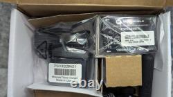 Motorola CLS-1410 Motorola CLS Series Two-Way Radio UHF Compact Jobsite Radio