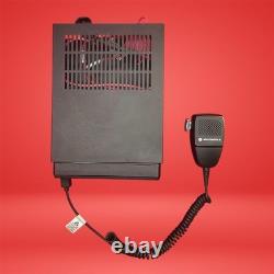 Motorola CM200D UHF Two-Way Radio 16 Channels 25W Black Durable Design With Mic