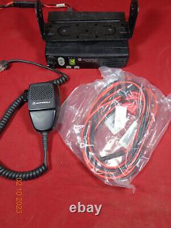 Motorola CM200 VHF Mobile Radio 45w 4Ch AAM50KQC9AA1AN withNEW accessories C11