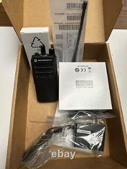 Motorola CP100D AAH87YDC9JC2AN Portable Two Way Radio UHF 403-480MHz