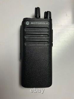 Motorola CP100D AAH87YDC9JC2AN Portable Two Way Radio UHF 403-480MHz
