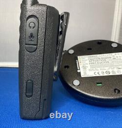 Motorola CP100D Portable Two Way Radio UHF With Base