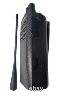 Motorola CP100D UHF Radio Walkie Talkie Analog AAH87YDC9JA2AN