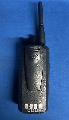 Motorola CP100d Two-Way 16 Channel Radio with Antenna & Battery