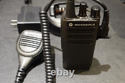 Motorola CP100d Two Way Radio UHF (403-480MHz) & PMMN4013A Speaker Microphone