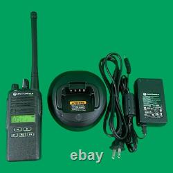 Motorola CP185 / Two Way Radio / Analog / 2 5 Watts / VHF / 136MHz -174MHz