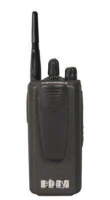 Motorola CP185 Two Way Radio UHF 435-480mhz 16Ch 4Watt AAH03RDF8AA7AN