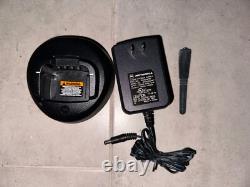Motorola CP185 Two Way Radios UHF 435-480mhz 16Ch 4Watt AAH03RDF8AA7AN