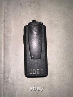 Motorola CP185 Two Way Radios UHF 435-480mhz 16Ch 4Watt AAH03RDF8AA7AN