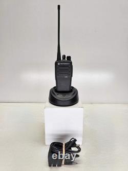 Motorola CP200D UHF 403-470 16 Channel 4 Watt Analog Radio (Complete Kit)