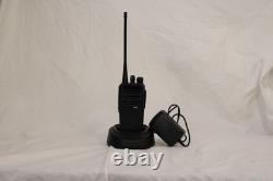 Motorola CP200D UHF 403-470 MHz 16 Channel 4 Watt Analog Radio (Complete Kit)
