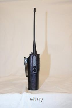 Motorola CP200D UHF 403-470 MHz 16 Channel 4 Watt Analog Radio (Complete Kit)