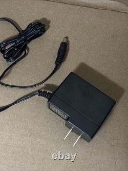 Motorola CP200D UHF Analog Two-Way Portable Radio withBattery, Cradle, & Mic