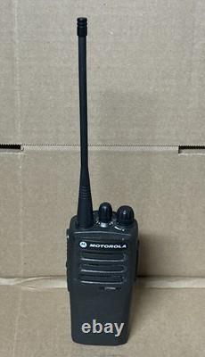Motorola CP200D UHF Analog Two-Way Portable Radio withBattery and Antenna
