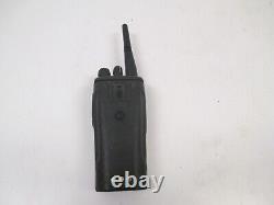 Motorola CP200D UHF Analog two way Radio Model AAH01QDC9JA2AN 403-470MHz