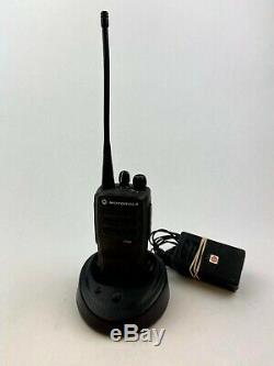 Motorola CP200D UHF Full Analog and Digital Two-Way Radio