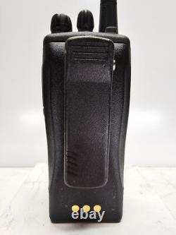Motorola CP200D VHF 136-174 MHz 16 Channel 5 Watt Analog Radio (Complete Kit)