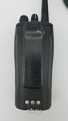 Motorola CP200XLS 438-470 MHz UHF Two Way Radio AAH50RDF9AA5AN with oem charger