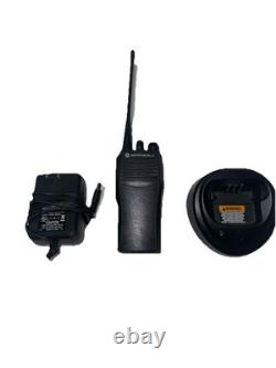 Motorola CP200 UHF 438-470 MHz 4 Channel 4 Watt (Complete Kit) With Charger/Cord