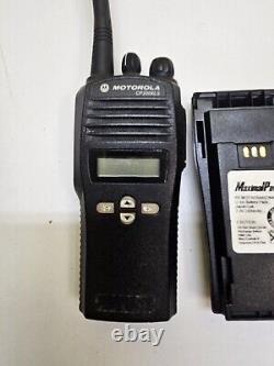 Motorola CP200 XLS 146-174 MHz VHF Two Way Radio AAH50KDF9AA5AN