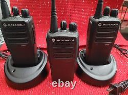 Motorola CP200d 136-174 MHz VHF Two Way Radio w Charger AAH01JDC9JA2AN